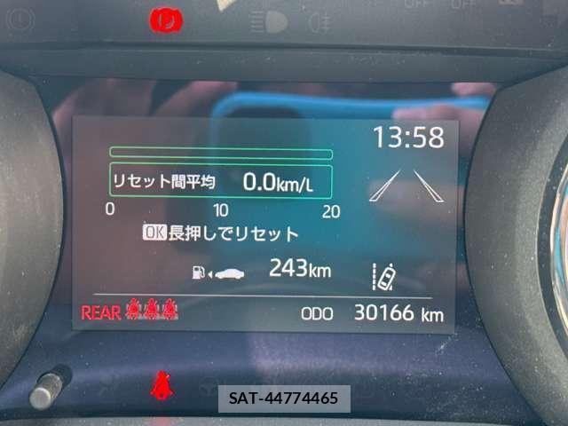 Toyota YARIS 2020-06 8380207-11