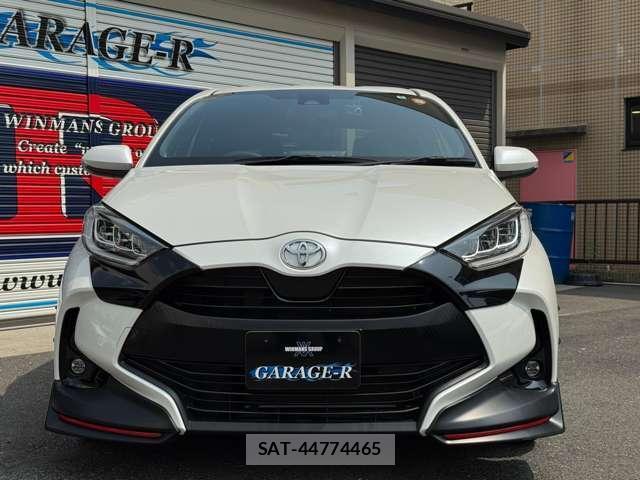 Toyota YARIS 2020-06 8380207-17