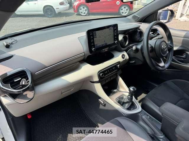 Toyota YARIS 2020-06 8380207-5