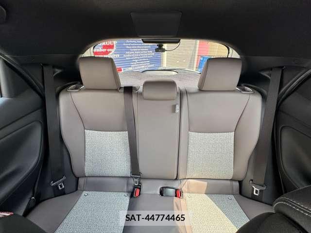 Toyota YARIS 2020-06 8380207-7