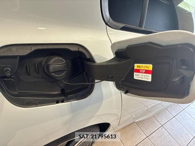 Peugeot 308 2025-12 8434975-12