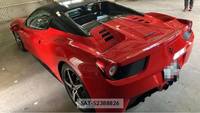 Ferrari 458 Spider 2013-11 8434629-12