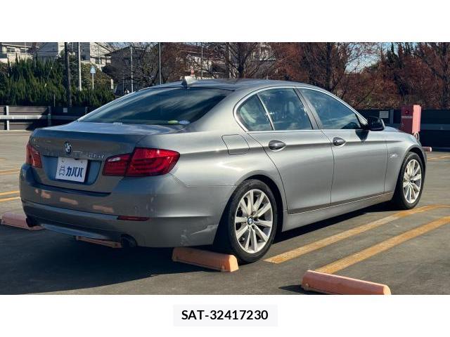 Bmw 5 SERIES 2010-11 8434325-17