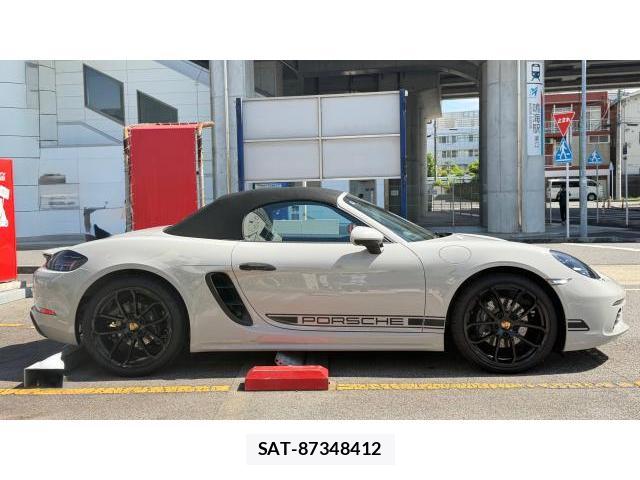 Porsche 718 Boxster 2025 8434512-4