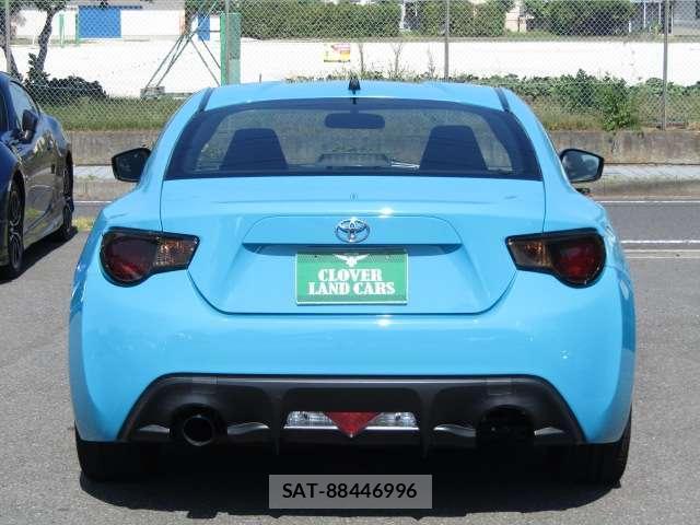 Toyota 86 2014-02 8435188-1