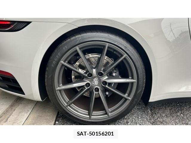 Porsche 911 2023 8434294-17