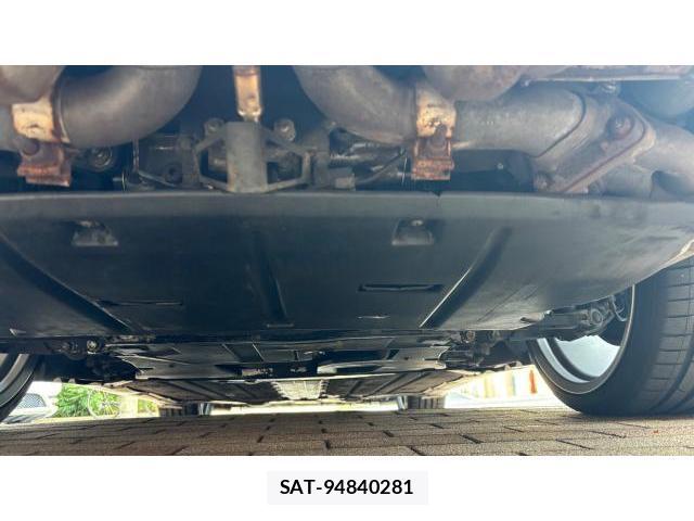 Porsche 911 1995 8434382-13