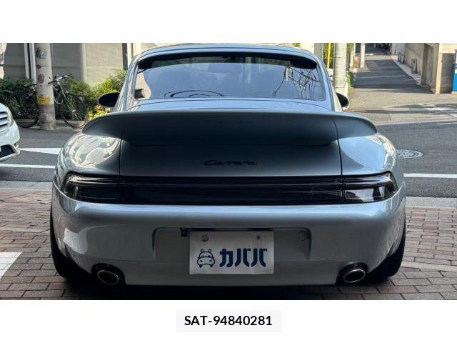 Porsche 911 1995 8434382-3