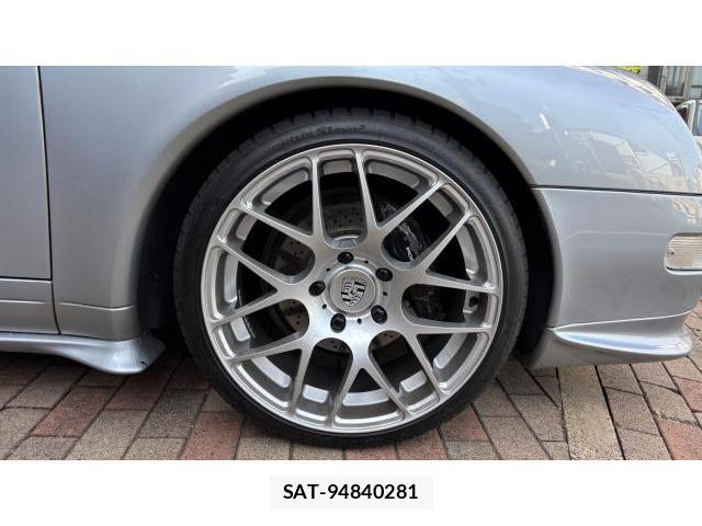 Porsche 911 1995 8434382-8
