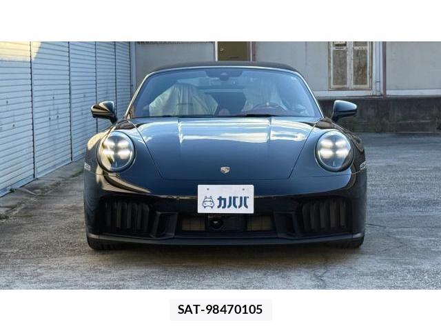 Porsche 911 2025-11 8434413-1