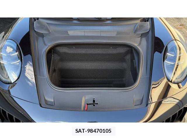 Porsche 911 2025-11 8434413-11