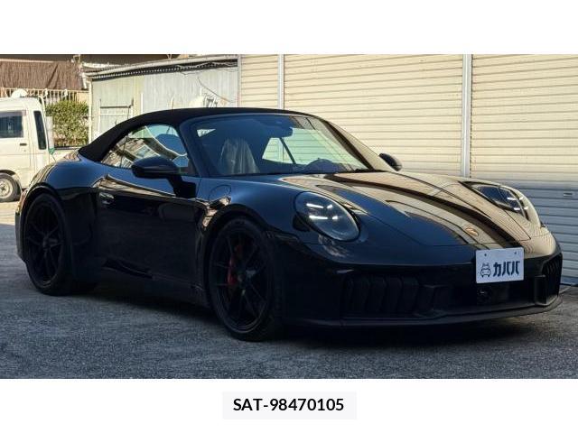 Porsche 911 2025-11 8434413-14