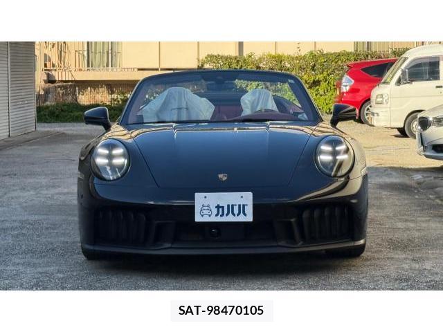 Porsche 911 2025-11 8434413-17