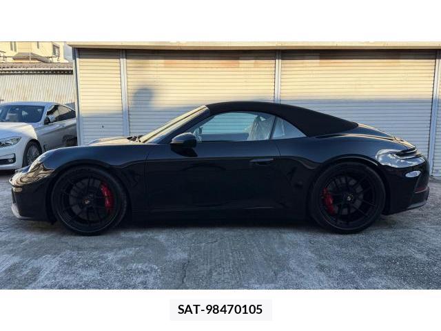Porsche 911 2025-11 8434413-4