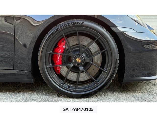 Porsche 911 2025-11 8434413-5