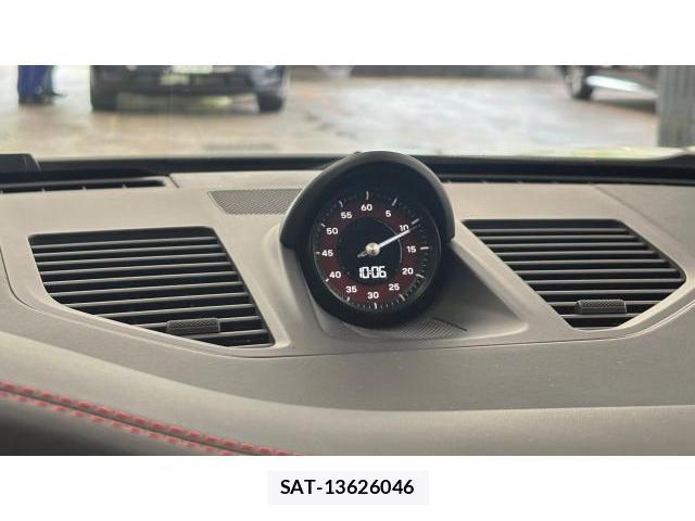 Porsche 911 2026 8434615-13