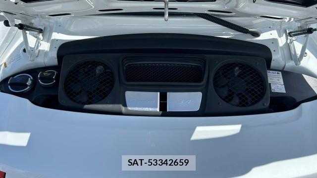 Porsche 911 2015-11 8434748-6