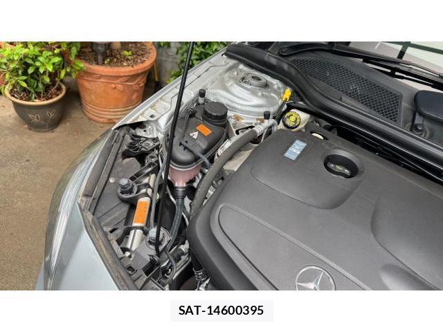Mercedes Benz A-CLASS 2015-10 8434368-11