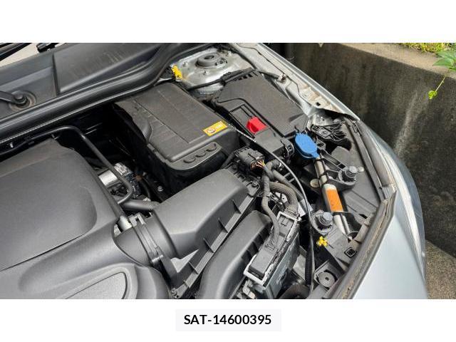 Mercedes Benz A-CLASS 2015-10 8434368-12