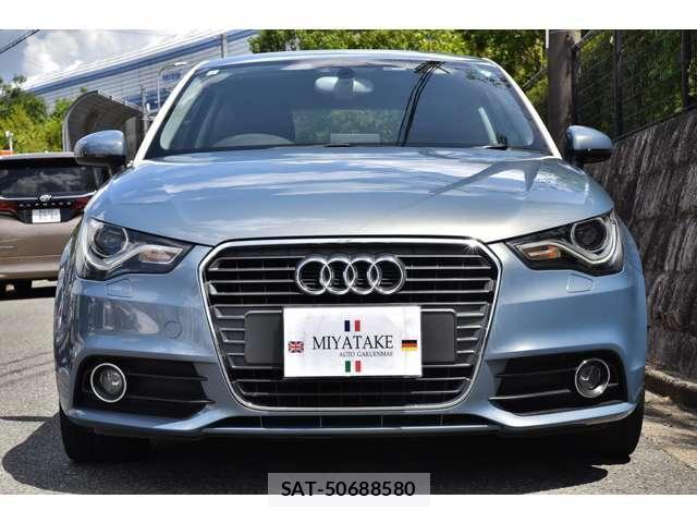 Audi A1 2013-07 8434991-1