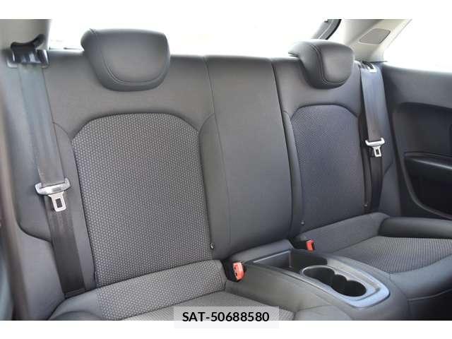 Audi A1 2013-07 8434991-19