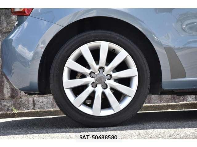 Audi A1 2013-07 8434991-5