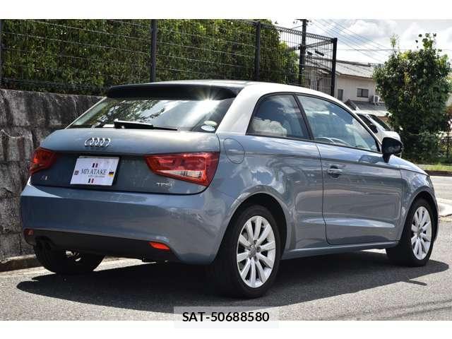 Audi A1 2013-07 8434991-7