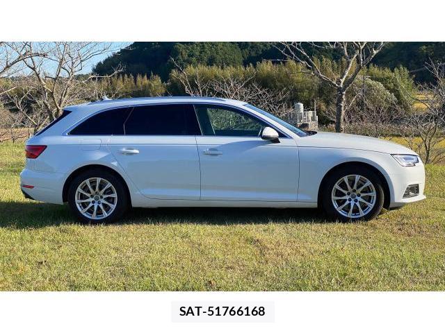 Audi A4 2016 8434287-5