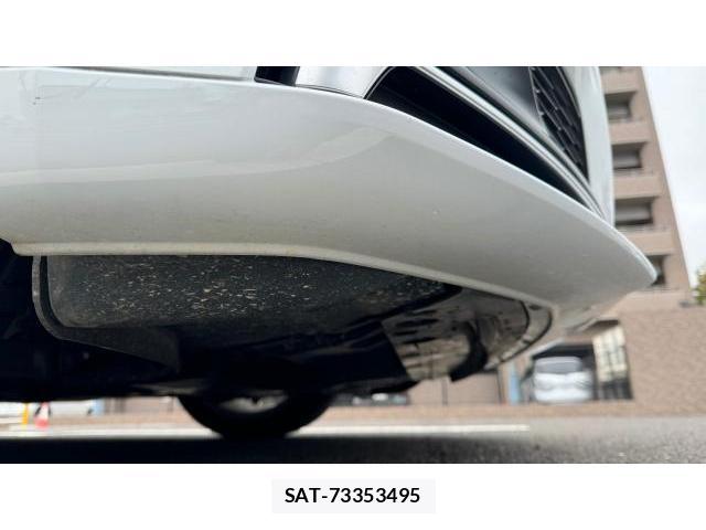 Audi A5 2017-11 8434358-12