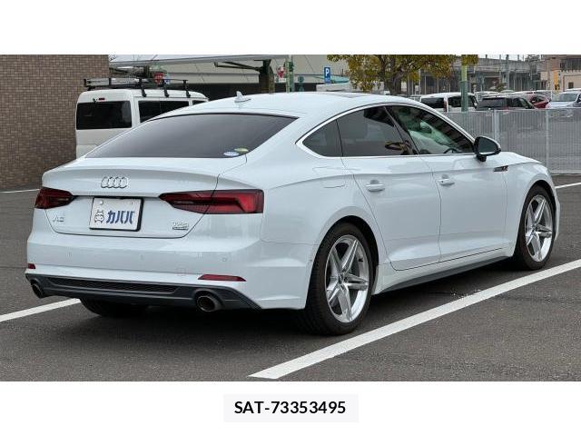Audi A5 2017-11 8434358-15