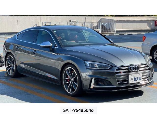 Audi A5 2017-11 8434460-15