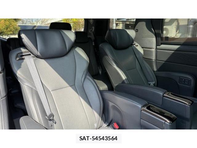 Toyota ALPHARD 2024 8434477-6