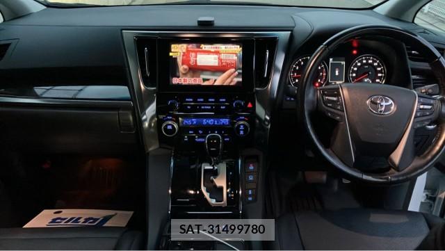 Toyota ALPHARD 2021-06 8434723-2