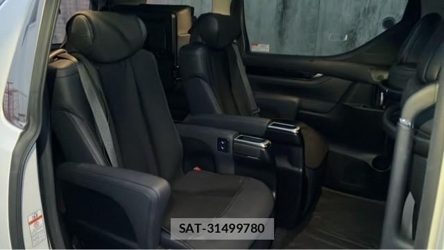 Toyota ALPHARD 2021-06 8434723-6