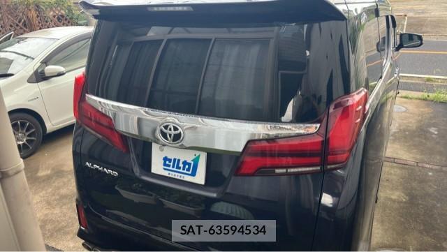 Toyota ALPHARD 2022-03 8434731-1