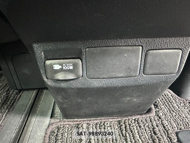 Toyota ALPHARD 2018-11 8435160-13