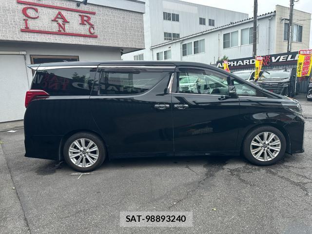 Toyota ALPHARD 2018-11 8435160-17
