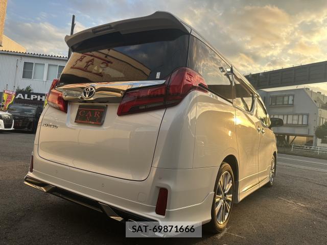 Toyota ALPHARD 2021-04 8435164-1