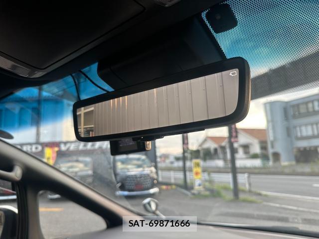 Toyota ALPHARD 2021-04 8435164-14