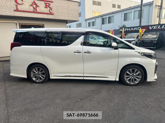 Toyota ALPHARD 2021-04 8435164-19