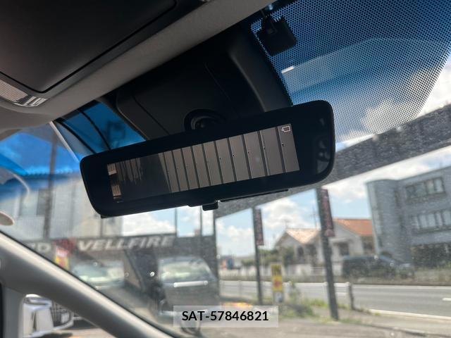 Toyota ALPHARD 2019-07 8435169-13