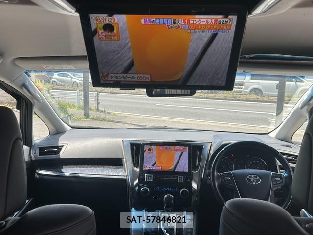 Toyota ALPHARD 2019-07 8435169-4