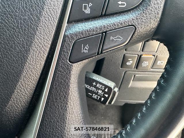 Toyota ALPHARD 2019-07 8435169-6