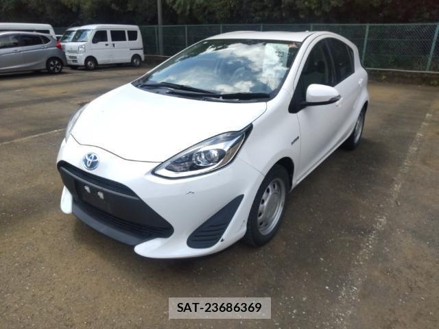 Toyota AQUA 2019-08 8433931-0