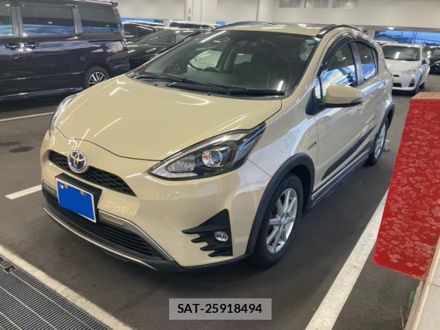 Toyota AQUA 2017-07 8434162-0