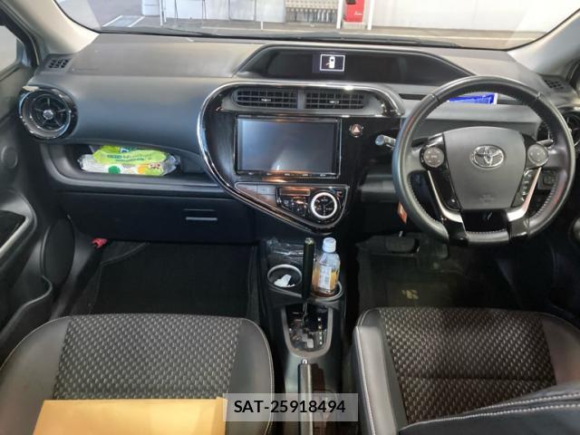 Toyota AQUA 2017-07 8434162-5