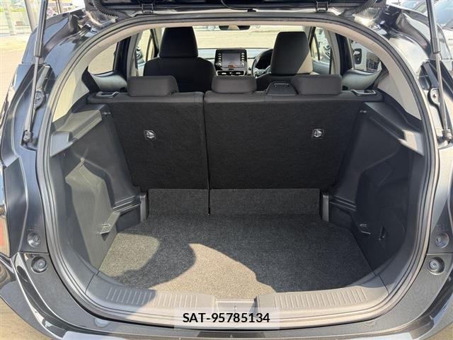 Toyota AQUA 2024-06 8434236-9