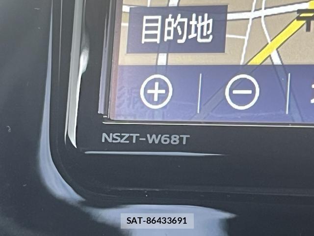 Toyota AQUA 2019-05 8434245-14