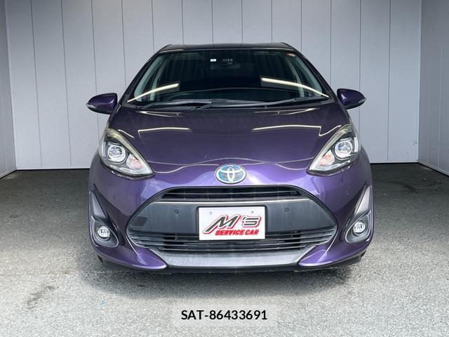 Toyota AQUA 2019-05 8434245-4