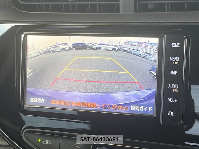 Toyota AQUA 2019-05 8434245-7